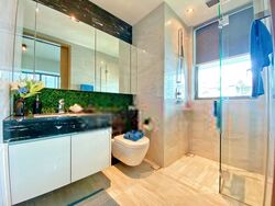 8 Saint Thomas (D9), Condominium #445773661